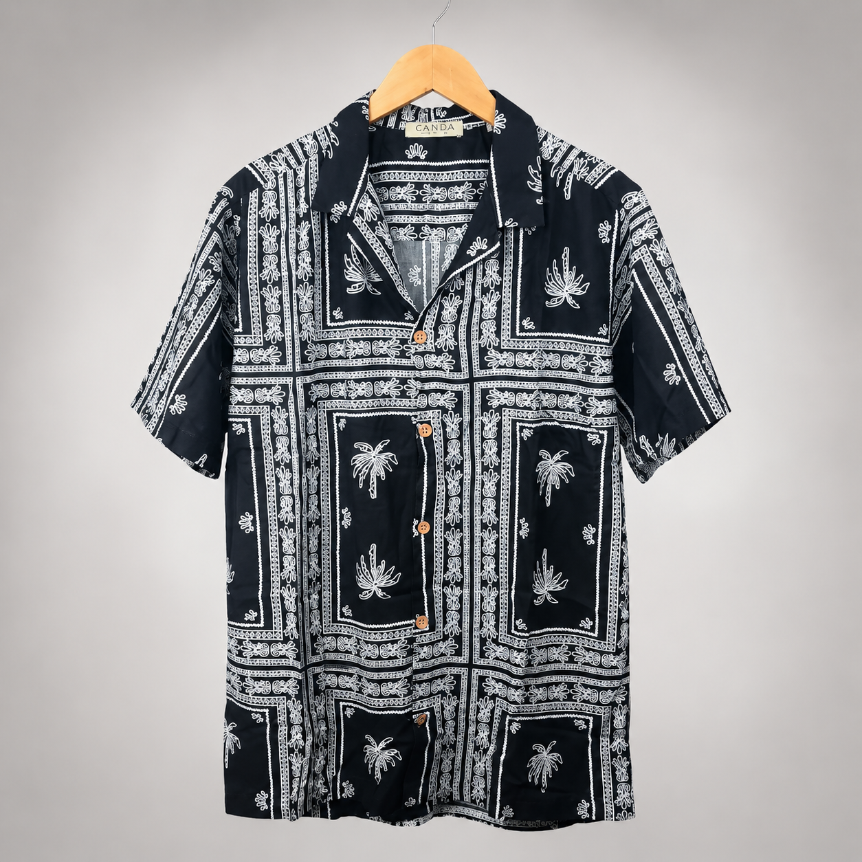 Premium Tee Black Bandana Print Camp