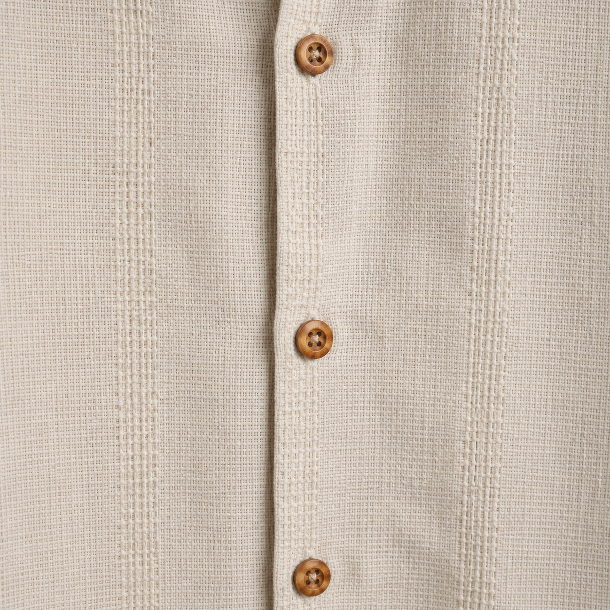 Men’s Cream Textured Stripe Short Sleeve Button-Up Shirt