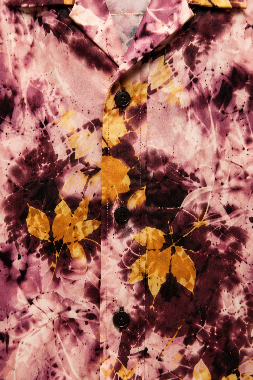 Premium Tee Tropical  Magenta Floral