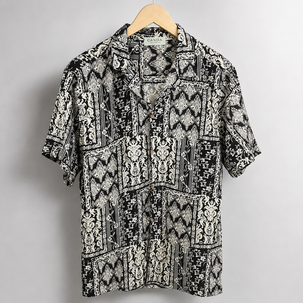 Premium Tee Black & White Paisley Printed